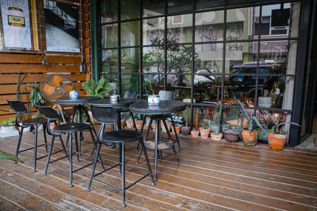 הואליין סיטי Travel Charger Hostel מראה חיצוני תמונה