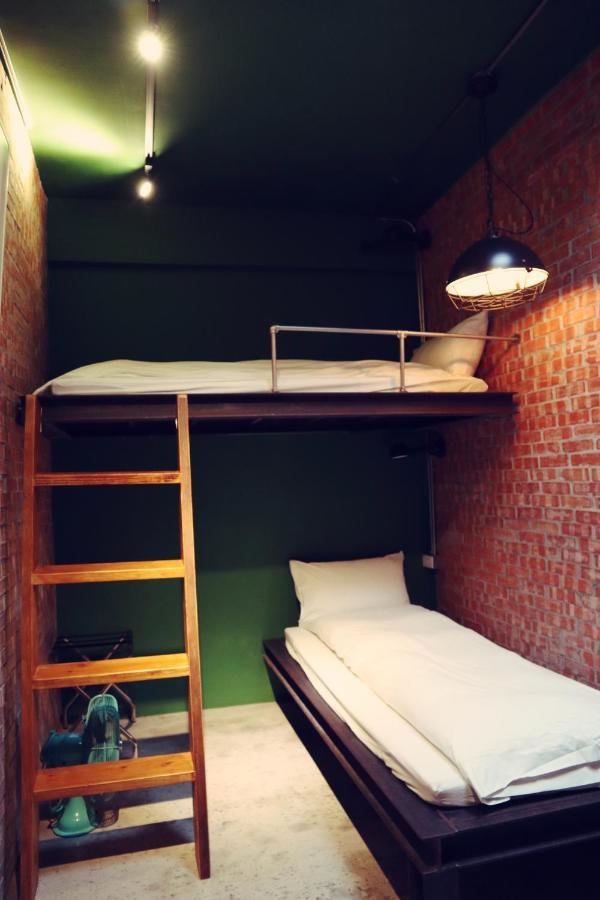 הואליין סיטי Travel Charger Hostel מראה חיצוני תמונה