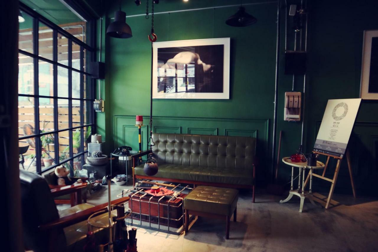 הואליין סיטי Travel Charger Hostel מראה חיצוני תמונה