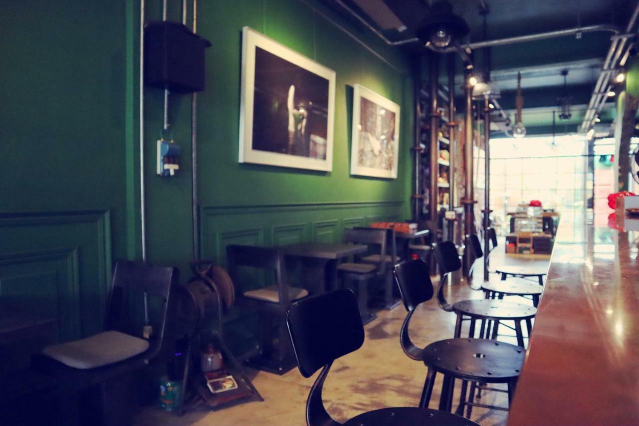 הואליין סיטי Travel Charger Hostel מראה חיצוני תמונה